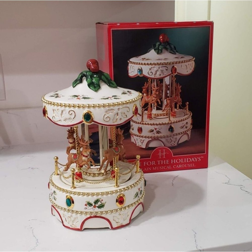 1999 Home For The Holidays Porcelain Musical Carousel Reindeer Christmas -VTG